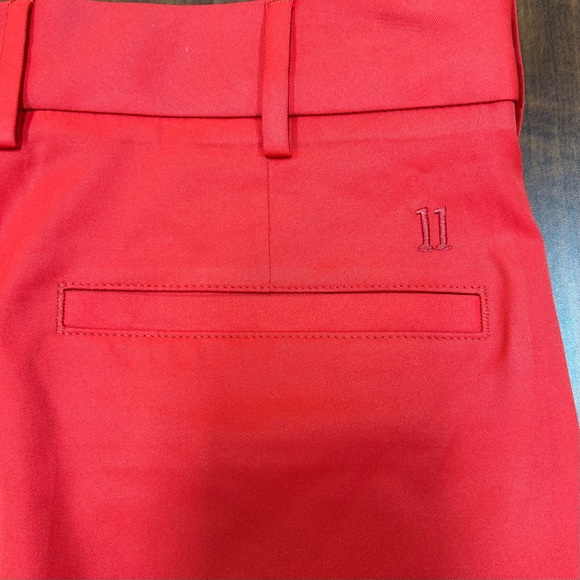 NEW Walter Hagen Men's Perfect 11 Collection Positive Red Flat Front Shorts - Picture 5 of 9